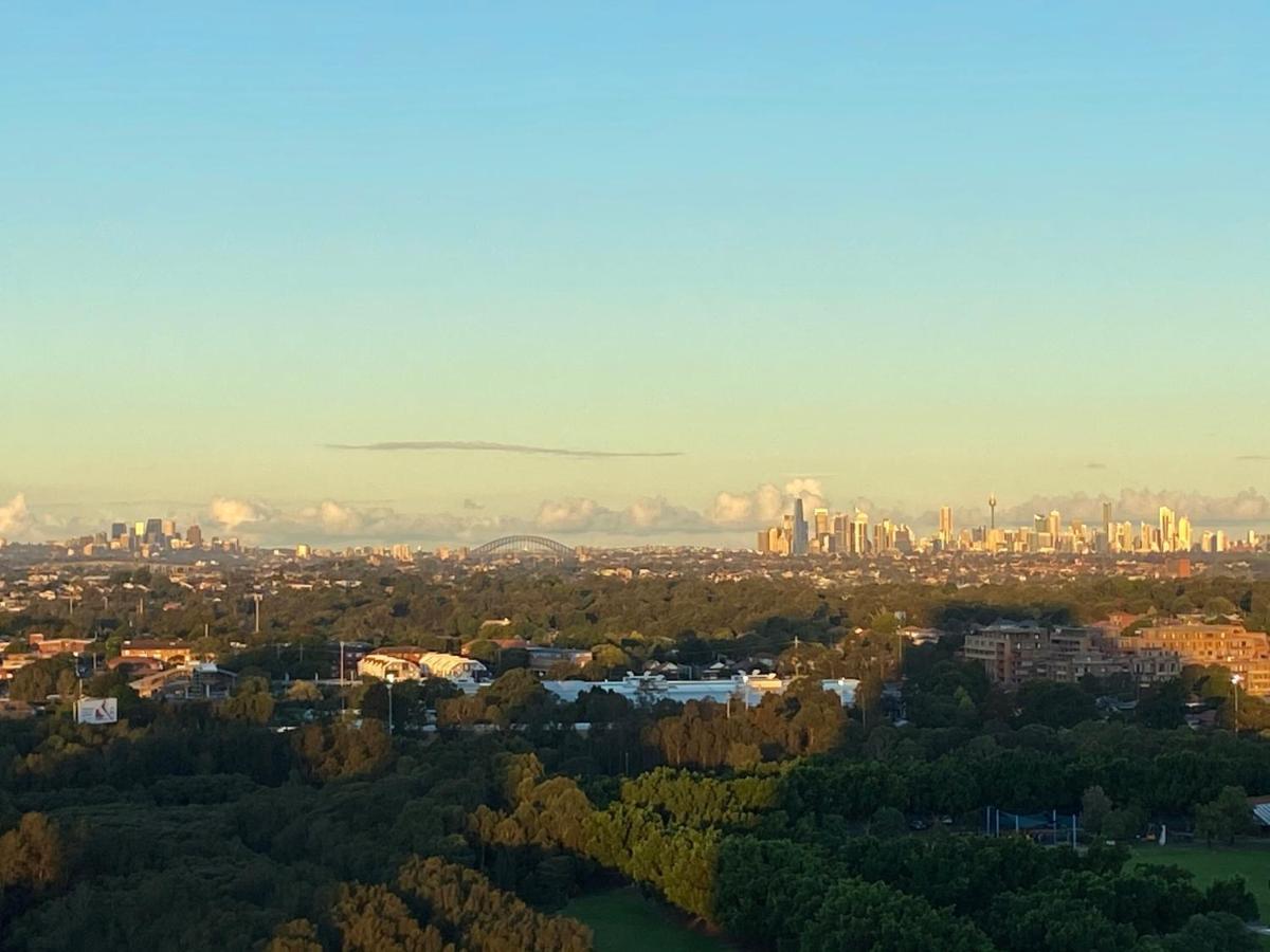 Parkside & View In Olympic Park Apartment