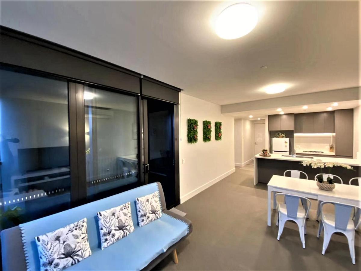 Apartment Parkside & View In Olympic Park Sydney